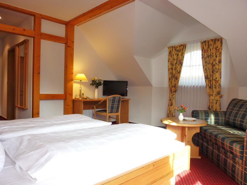 Landhaus Mueritzgarten Hotel Garni Röbel Chambre photo